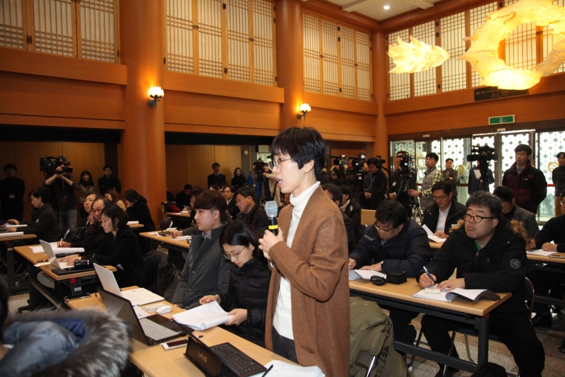 2017.01.10_신년 기자회견, 일문일답